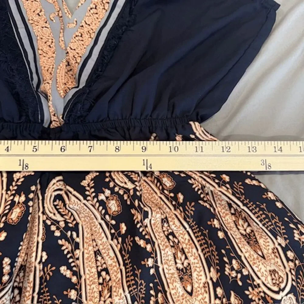ILLA ILLA Sleeveless Short Romper Navy Blue‎ Rust Paisley Lace Trim Size Small